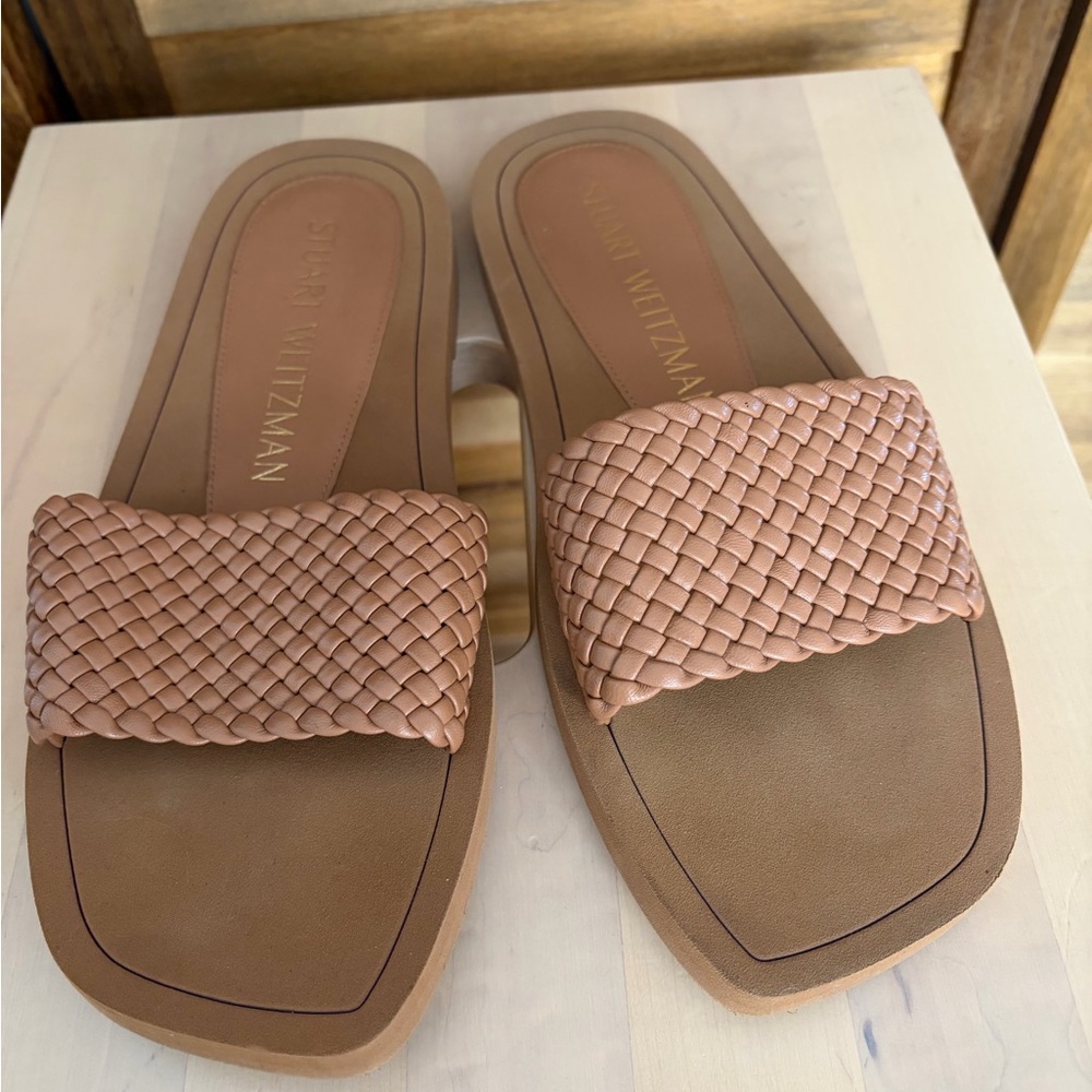 Stuart Weitzman Women's Woven Brown Sandals